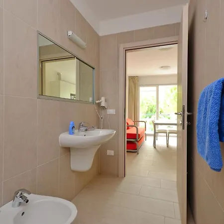 Perfect Flat Close To The * Lignano Sabbiadoro